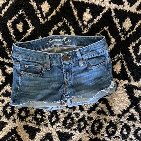 American Eagle short shorts - Picture 1 of 3